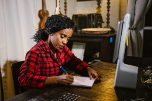 imagen de Cómo redactar referencias bibliográficas: Guía y Recomendaciones